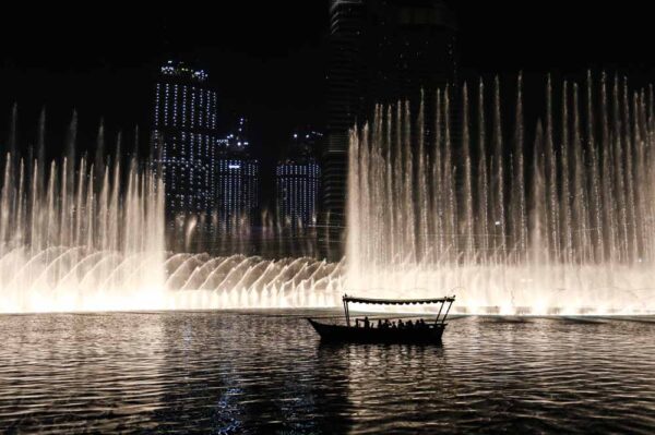 Dubai Fountain Show and Lake Ride - Image 4