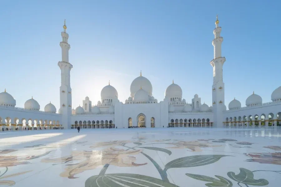 Sheikh Zayed Grand Mosque Abu Dhabi Tour